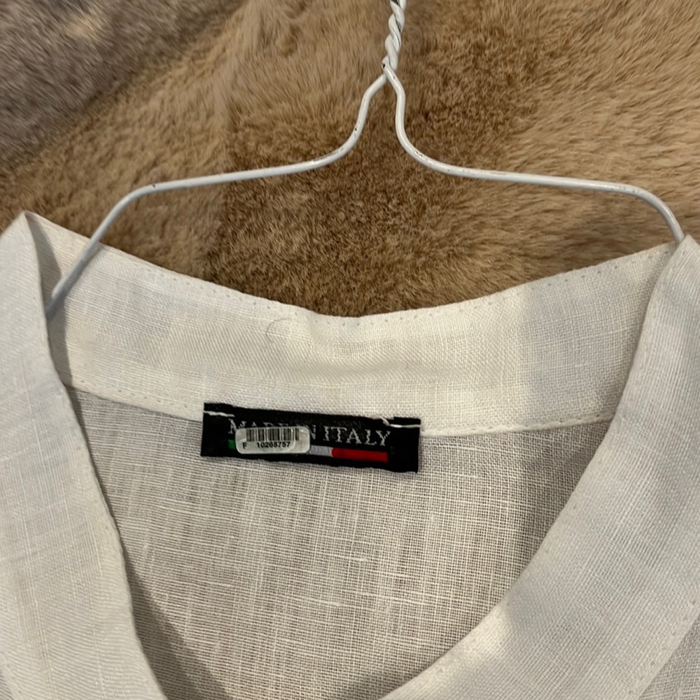 Linen white shirt for your vacation